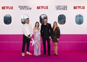 Kıvanç Tatlıtuğ ve Beren Saat’in paylaştığı ‘İstanbul İçin Son Çağrı’nın Galası gerçekleşti