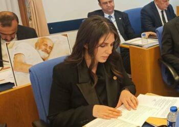 Milletvekili Özcan’dan Bakan Tunç’a adalet vurgusu: “Adaletin kılıcı da terazisi de Türkiye’de farklı işliyor”