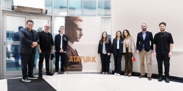 “ATATÜRK” filmi Darüşşafaka öğrencileriyle buluştu