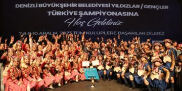 Türkiye şampiyonu: Sarayköy spor halk oyunları topluluğu