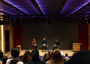 “Cumhuriyet’in 100’üncü Yılında 100 Öğrenci” İş dünyasının liderleri ile buluştu