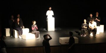 Eskişehir’de Tiyatronun kalbi sosyal sahnede atıyor