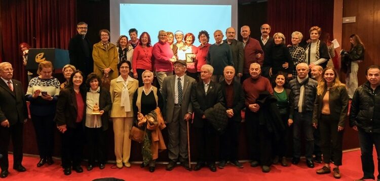 Öykü ve deneme yarışmasının ödülleri sahiplerine verildi