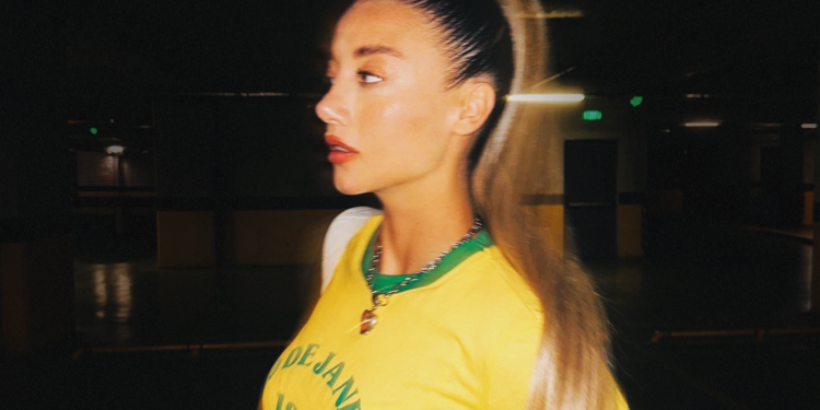 Aleyna Kalaycıoğlu’dan “Dominik” Öncesi son parti