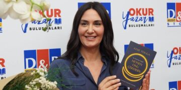 Ayşe Tolga’nın Yeni Kitabı “Ne istersen Değil, Neysen Onu Çekersin Kuantum Tezahür Ustalığı” Raflarda yerini aldı