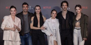 Kuş Uçuşu’nun Lansmanını ikinci sezon ekibi bir yemek ile kutladı