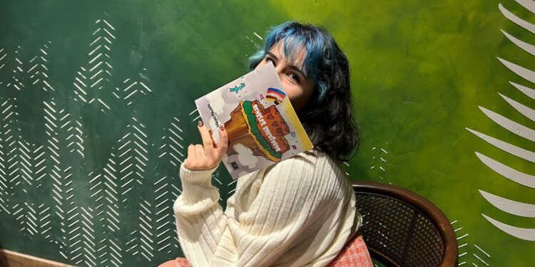 Meryem Poyraz’ın ilk kitabı ‘Renkler Kavuşuyor’ Çıktı