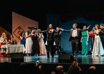 Parıltılı Hisseli Harikalar Kumpanyası Müzikali Parıltı Görmeyen Çocuklara Destek Derneği için İzleyiciyle Buluştu