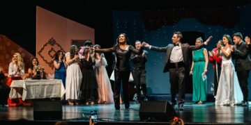 Parıltılı Hisseli Harikalar Kumpanyası Müzikali Parıltı Görmeyen Çocuklara Destek Derneği için İzleyiciyle Buluştu