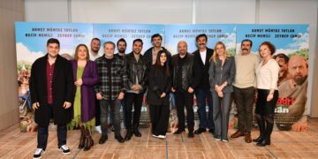 Arap Kadri ve Tarzan basının karşısında