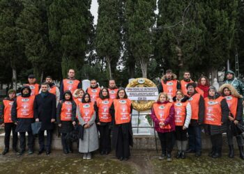 Toprak ve Yaprak Dede ölüm yıl dönümlerinde özlemle anıldı