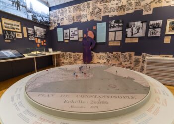 “Meşgul Şehir” Sergisi 27 Nisan’a kadar İAE’de