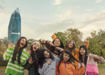 Koruncuk Vakfı ve Allianz Türkiye İş Birliği ile “Bir Kız Gelecek, Çocuk Olacak”