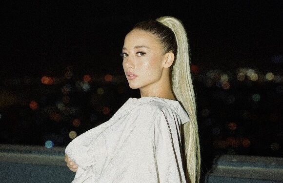 Aleyna Kalaycıoğlu’ndan Ağla” Yayında