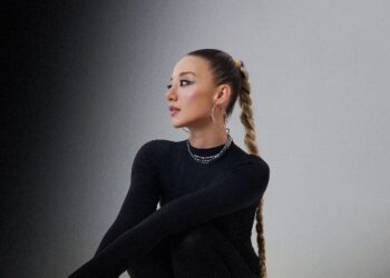 Aleyna Kalaycıoğlu’ndan “Yangın”