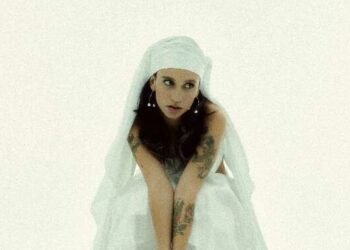 Melis Karaduman “Kimim Ben”