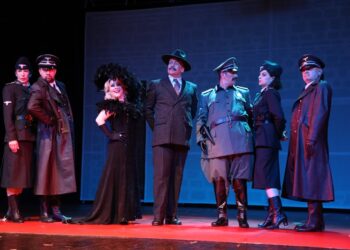 Oyuncuların Nazi işgaline karşı direnişin hikayesi “Yaşamak mı, Ölmek mi?”