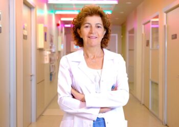 Epilepsi nöbeti sırasında çocuğun üstüne su dökmeyin!