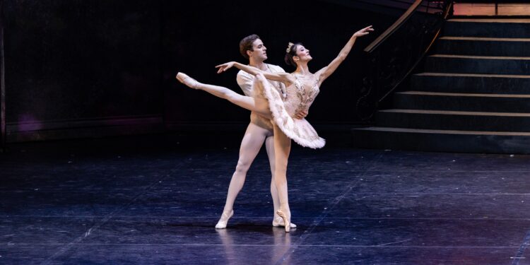 Devlet Opera ve Balesi’nden ‘Fındıkkıran’