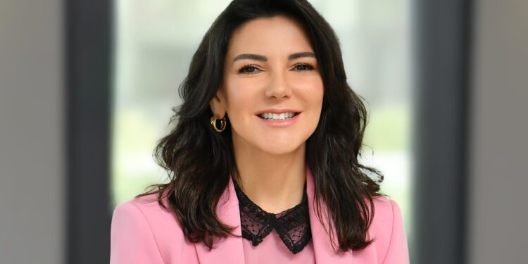 Antakya Medeniyetler Korosu’na  Doğan Grubu’ndan anlamlı destek