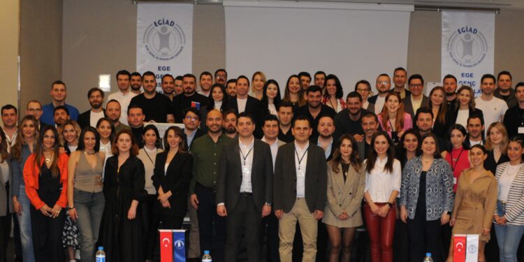 100’e yakın yeni üyeyle EGİAD güçlendi