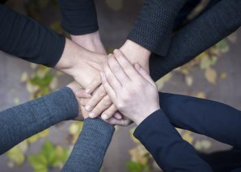 AÇEV, eşit bir toplum için kadınların güçlenmesine odaklanıyor