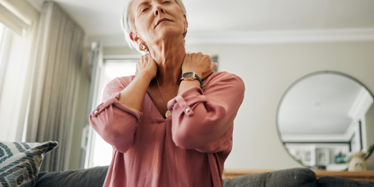Geçmeyen vücut ağrılarının sebebi fibromiyalji olabilir!