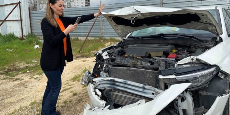 Nurdan Akar “Kadınlar Her Sektörde Her İşi Başarıyla Yapabilir”