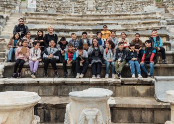 Geçmişten Günümüze Yolculuk: Oyunun İzinde Metropolis