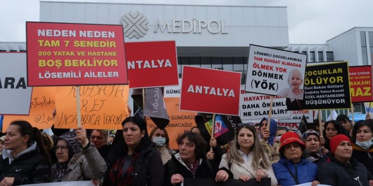 LÖSEV’li Aileler Sağlık Bakanına Sordu : 7 Yıldır LÖSANTE’ye neden tam ruhsat verilmiyor?