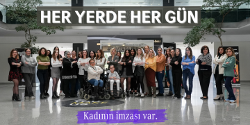 Mercedes-Benz Türk:  “Her yerde, her gün kadınların imzası var!”