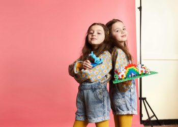 Mükemmellik baskısı ve cinsiyetçi dil kullanımı kızların yaratıcılığını etkiliyor