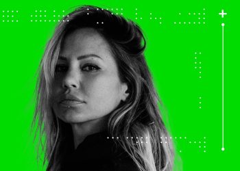 “Napoli Kraliçesi” Deborah de Luca için nefesler tutuldu!