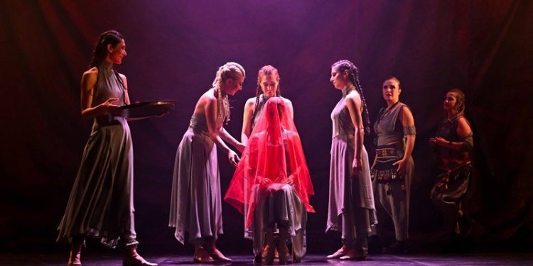 Türk Folklorunun Sanatsal Yansıması “Folklorama 2024” İzmir’de sahneye çıkıyor!