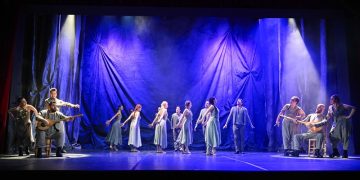 Türkülerin Coşkusunu İZDOB Sahneye taşındı