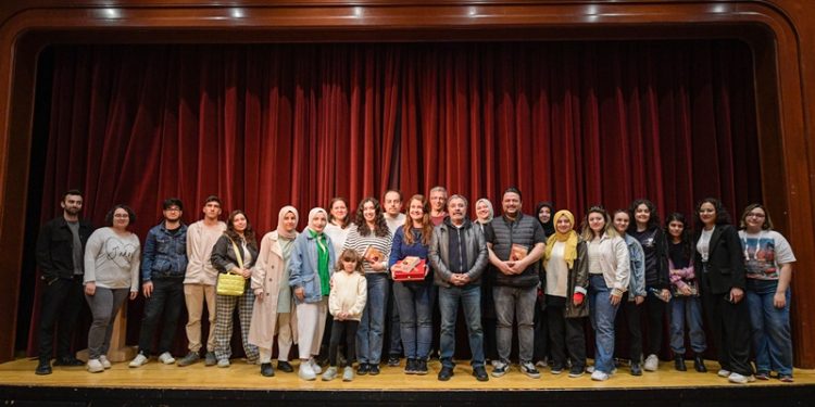 İZKİTAP Fest’e yoğun ilgi