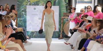 Yeşim Veryeri Misey markası ile ilk defilesini yaptı