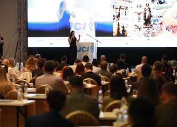 Yaratıcı Liderlik Zirvesi Efes Selçuk’ta başladı