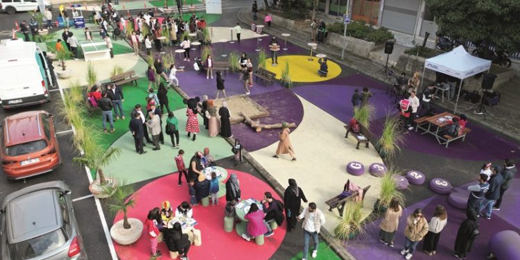 Sokaklar çocuklar için dönüşüyor