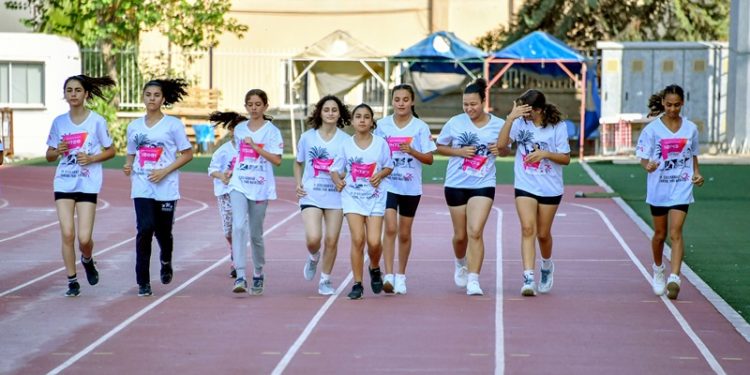 Mersin’in kır çiçekleri yeni çiçekleri arıyor