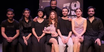 2024 Çolpan İlhan & Sadri Alışık Konservatuvarı öğrencileri   tiyatro sahnesinde mezun oldu…