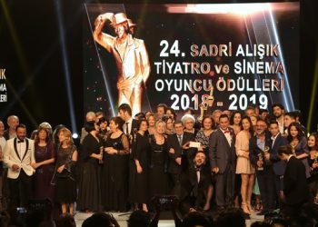 25. Sadri Alışık Tiyatro Sinema Oyuncu ödülleri