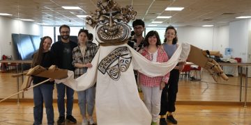 Candan Seda Balaban gençlere kukla ve maske yapımını öğretti