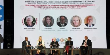 Erken çocukluk alanının önde gelen bilim insanları ve uzmanları İstanbul’da AÇEV’in 30. yılı vesilesiyle düzenlediği sempozyumda buluştu
