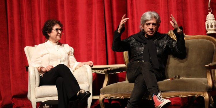 “Ya Filozof Olacaktım Ya Da Eğitimini Gördüğüm Sanatı Yapacaktım”