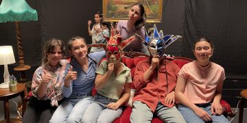 Musıki Eğitim Vakfı Gençlik Tiyatrosu  “Ah Şu Gençler”le Sahnede