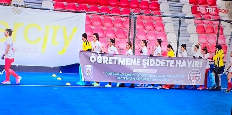 Hokeyin Sultanları ve Kaplanları Süper Ligi Play Off Şampiyonu oldu