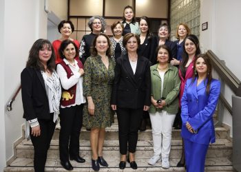 Eskişehirli Kadınlar Başkan Ayşe Ünlüce ’ye  “Eskişehir’e çok yakıştınız”