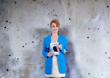 Yazar Banu Yüksel’in kitabı “Esrarengiz”