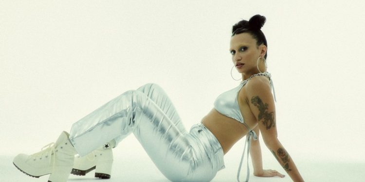 Melis Karaduman- “NaNaNa” 10 Mayıs’ta Yayında